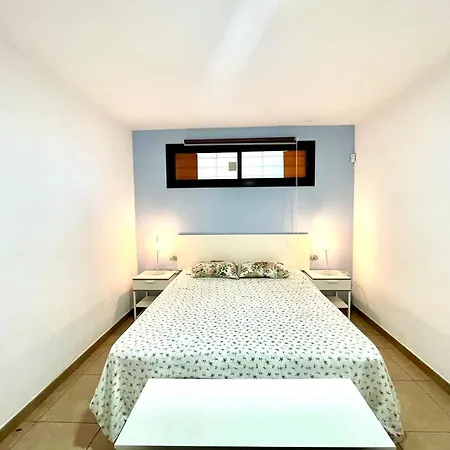 Los Cristianos Valdescenter A Con Wifi,Cerca Playa Y Restaurantes En Tenerife Sur Apartman Los Cristianos