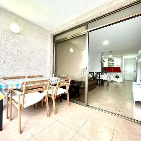 Los Cristianos Valdescenter A Con Wifi,Cerca Playa Y Restaurantes En Tenerife Sur 公寓 *